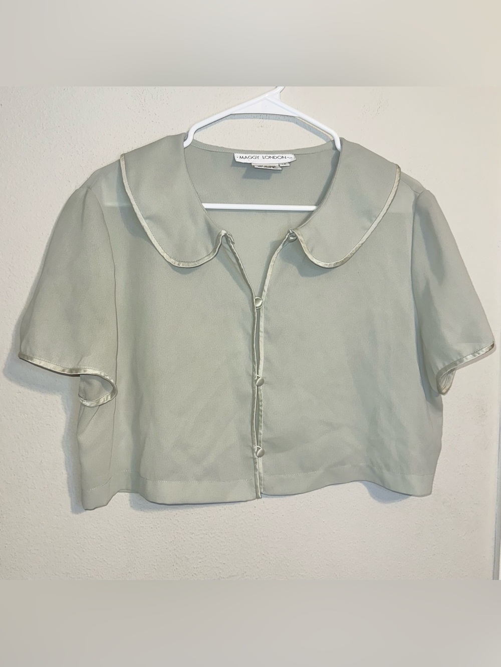 Maggy London Pale Sage Peter Pan Collar Crop Blouse
